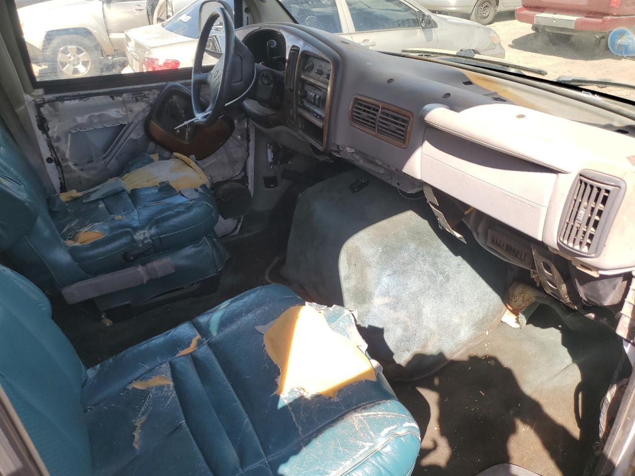 1GBFG15M9T1000301 1996 Chevrolet G10