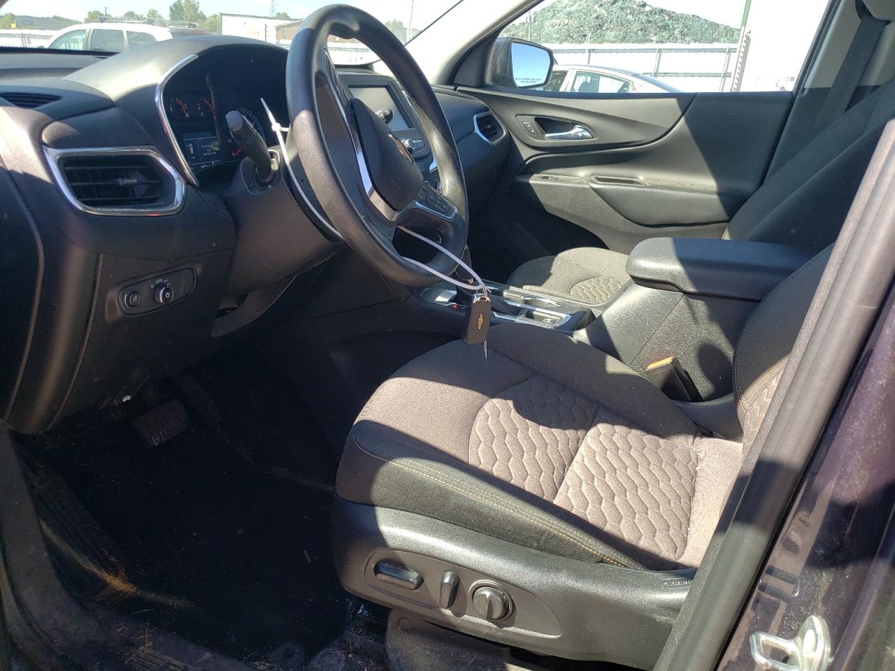 3GNAXJEV4JS558140 CHEVROLET EQUINOX 2018