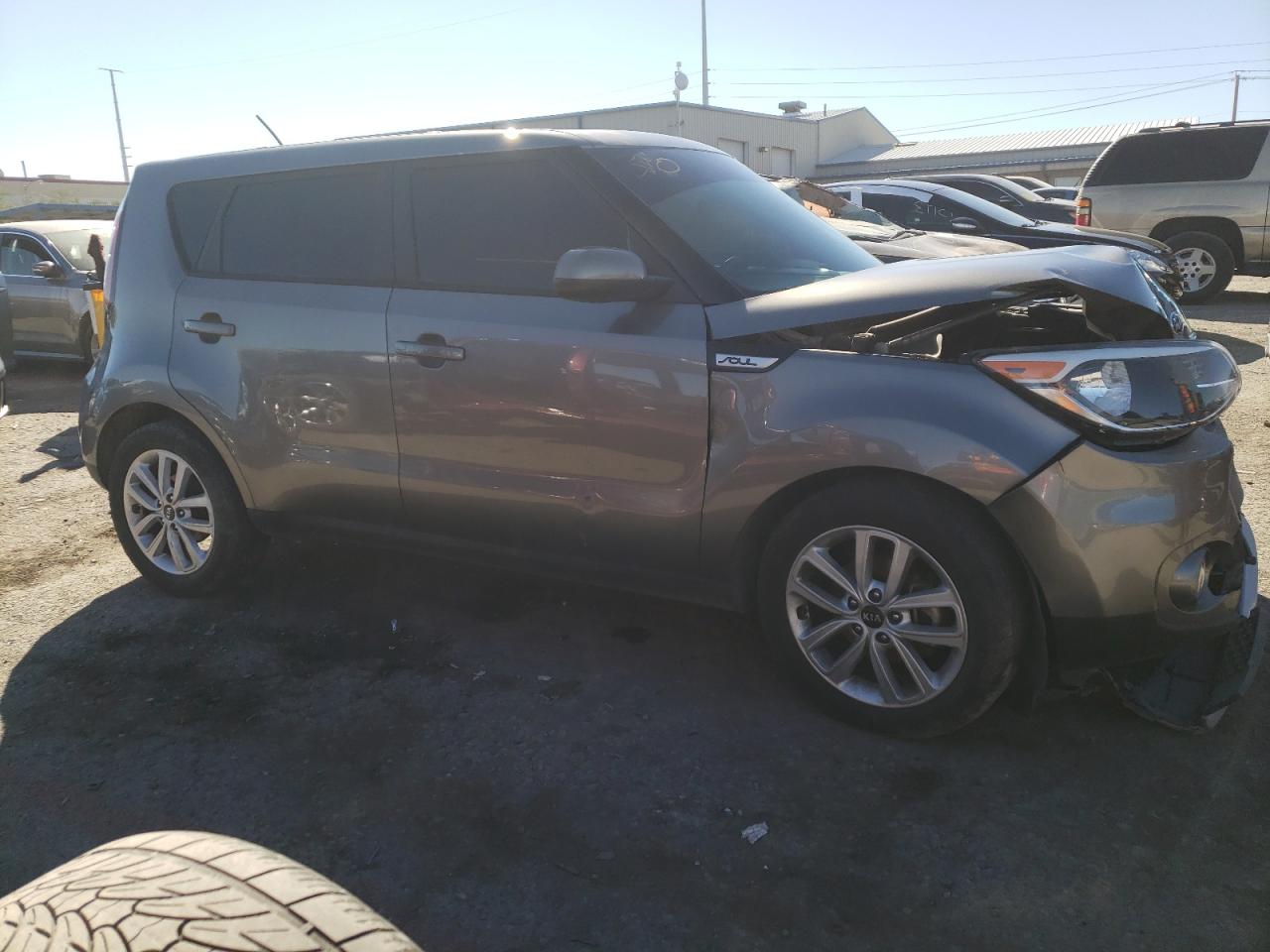 KNDJP3A51H7424110 2017 Kia Soul +