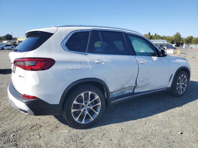 5UXCR6C54KLL26221 2019 BMW X5, photo no. 3