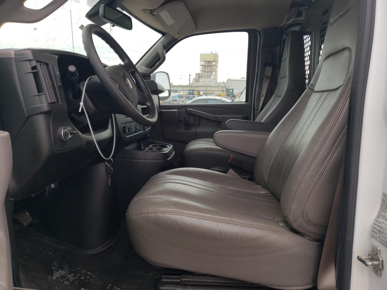 1GCWGAFPXM1309426 CHEVROLET EXPRESS 2021
