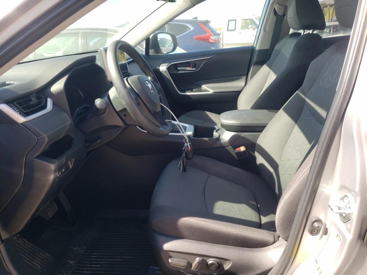 2T3P1RFV3PW389385 TOYOTA RAV4 2023