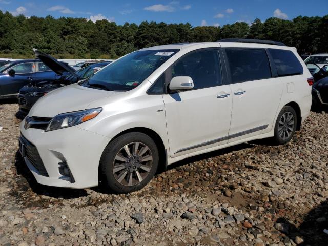 2019 Toyota Sienna XLE