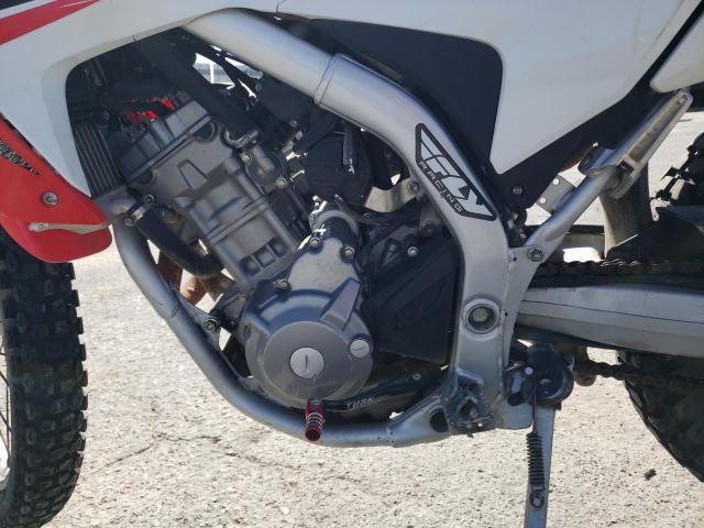 2015 HONDA CRF250 - MLHMD3812F5204120