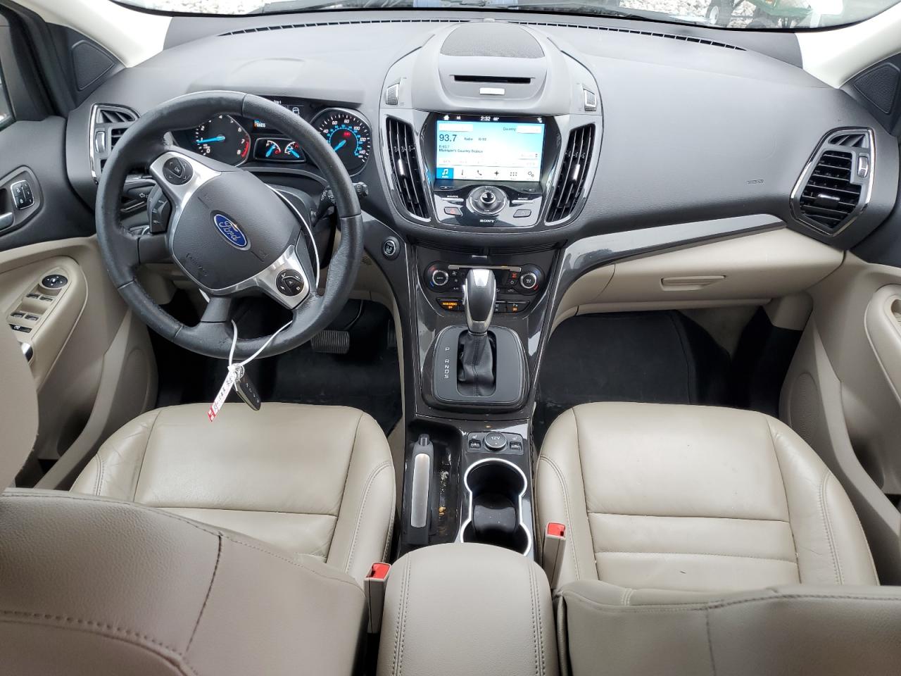 1FMCU9J94GUB04203 FORD ESCAPE 2016