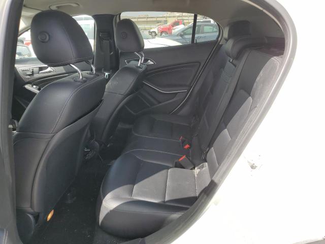 WDCTG4GB0FJ094966 Mercedes-Benz Gla 250 4matic