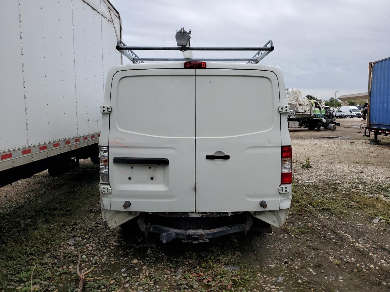 1N6AF0KY9GN810212 NISSAN NV 2016