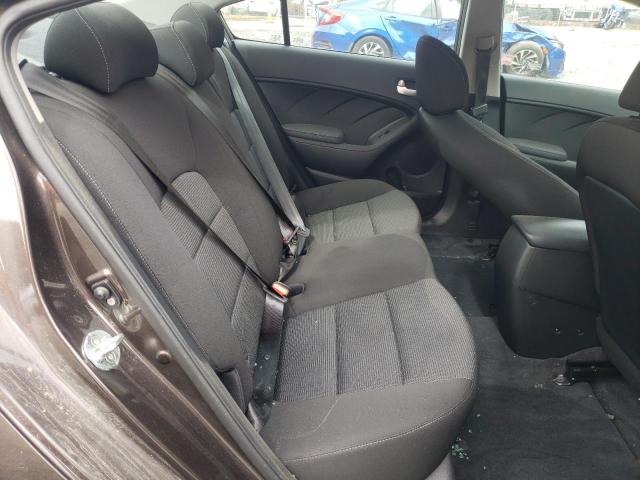 3KPFK4A74JE197268 KIA FORTE LX