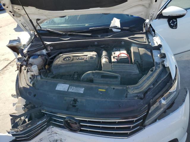  VOLKSWAGEN PASSAT 2016 Білий