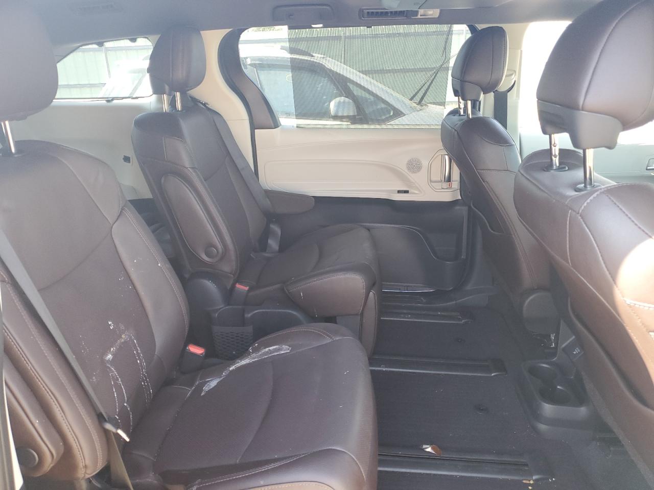 5TDESKFC6NS061158 TOYOTA SIENNA 2022