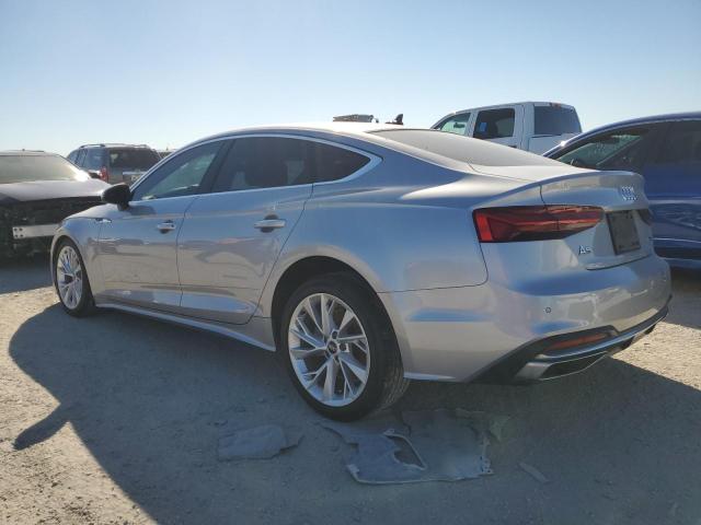 WAUABCF58MA037135 Audi A5 PREMIUM 2