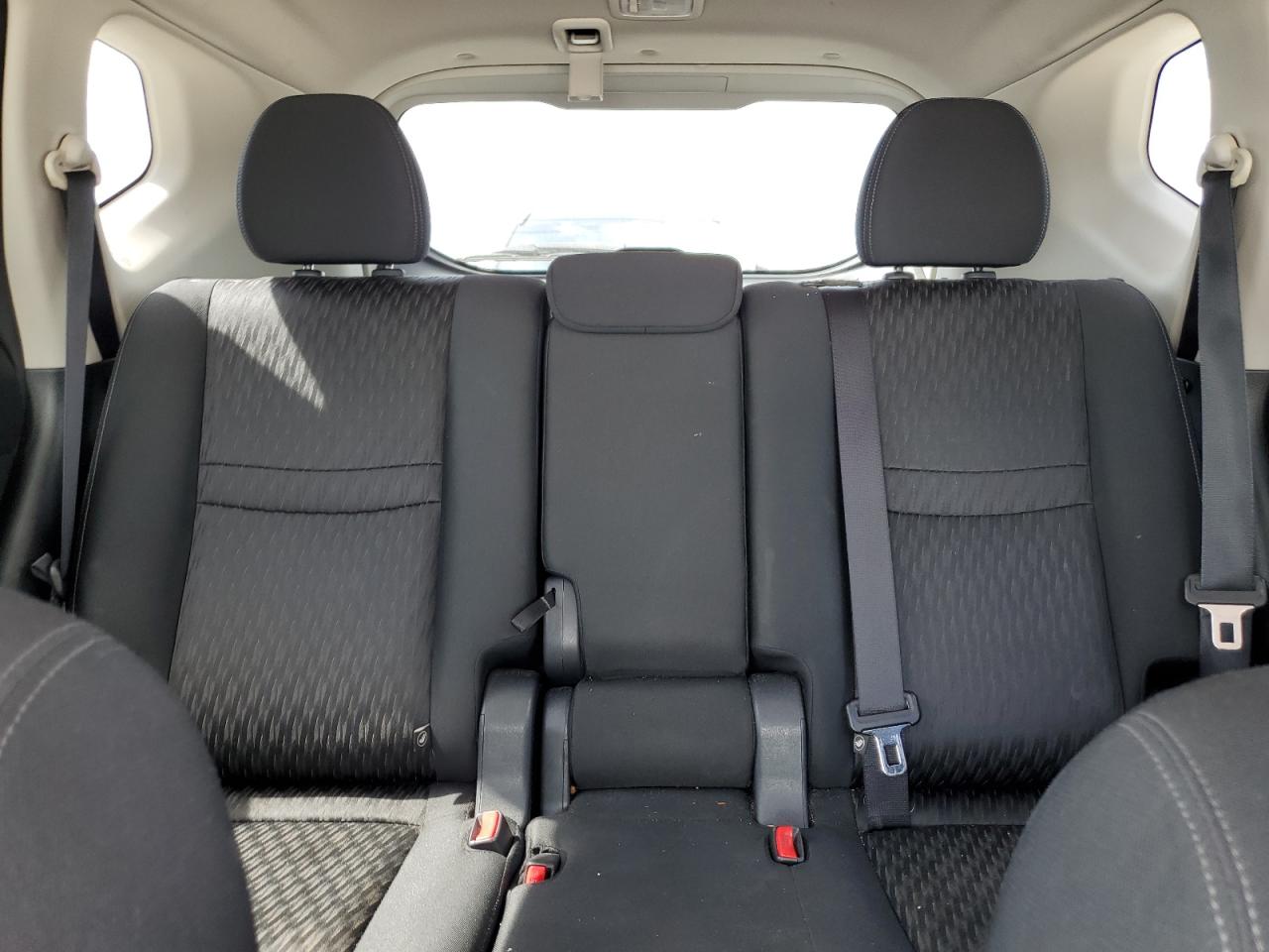 KNMAT2MT3JP607790 NISSAN ROGUE 2018