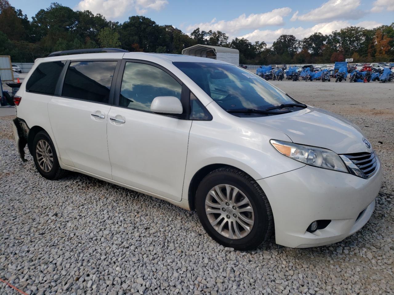 5TDYK3DC9GS700187 TOYOTA All Models 2016