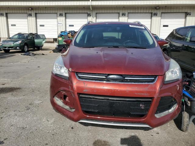 1FMCU0J94EUD23560 Ford Escape Titanium