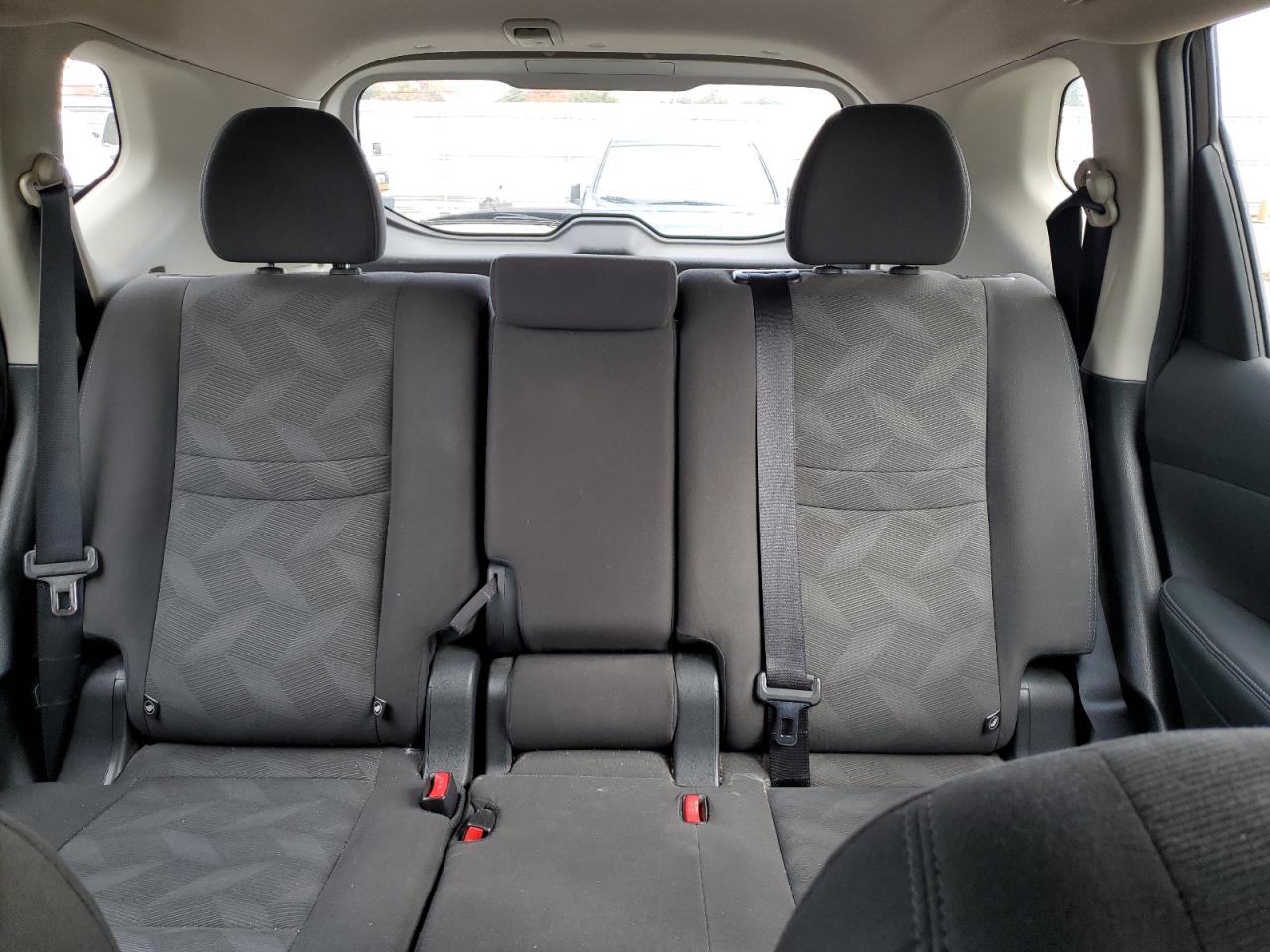 KNMAT2MV0GP648369 NISSAN ROGUE 2016