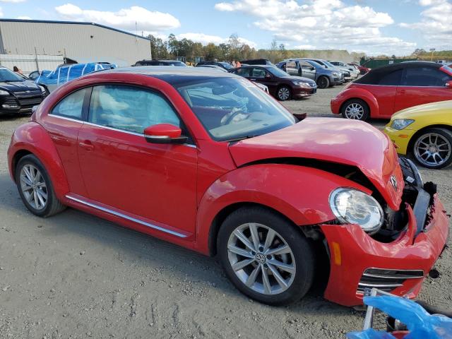 3VWJD7AT9KM706939 Volkswagen Beetle SE 4