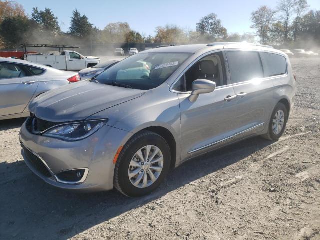 2C4RC1BG9JR257356 2018 CHRYSLER PACIFICA, photo no. 1