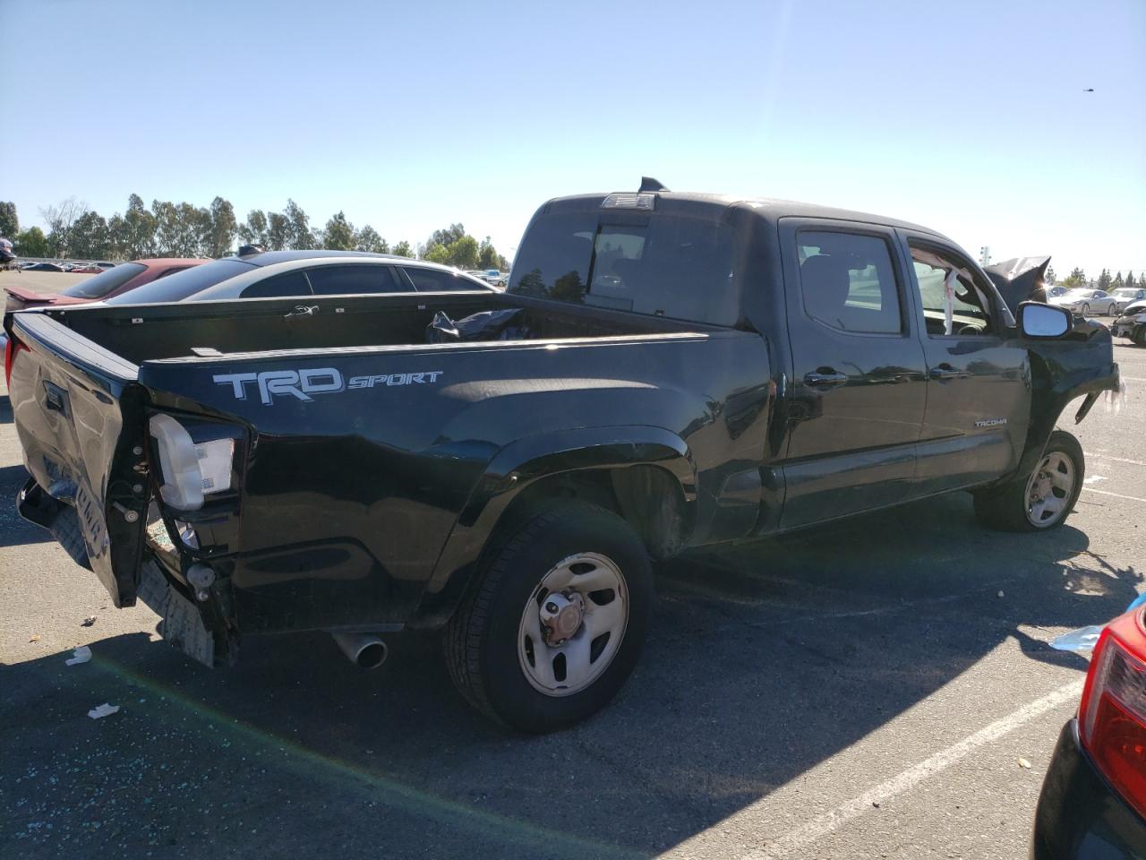 3TMBZ5DN3JM013048 TOYOTA TACOMA 2018