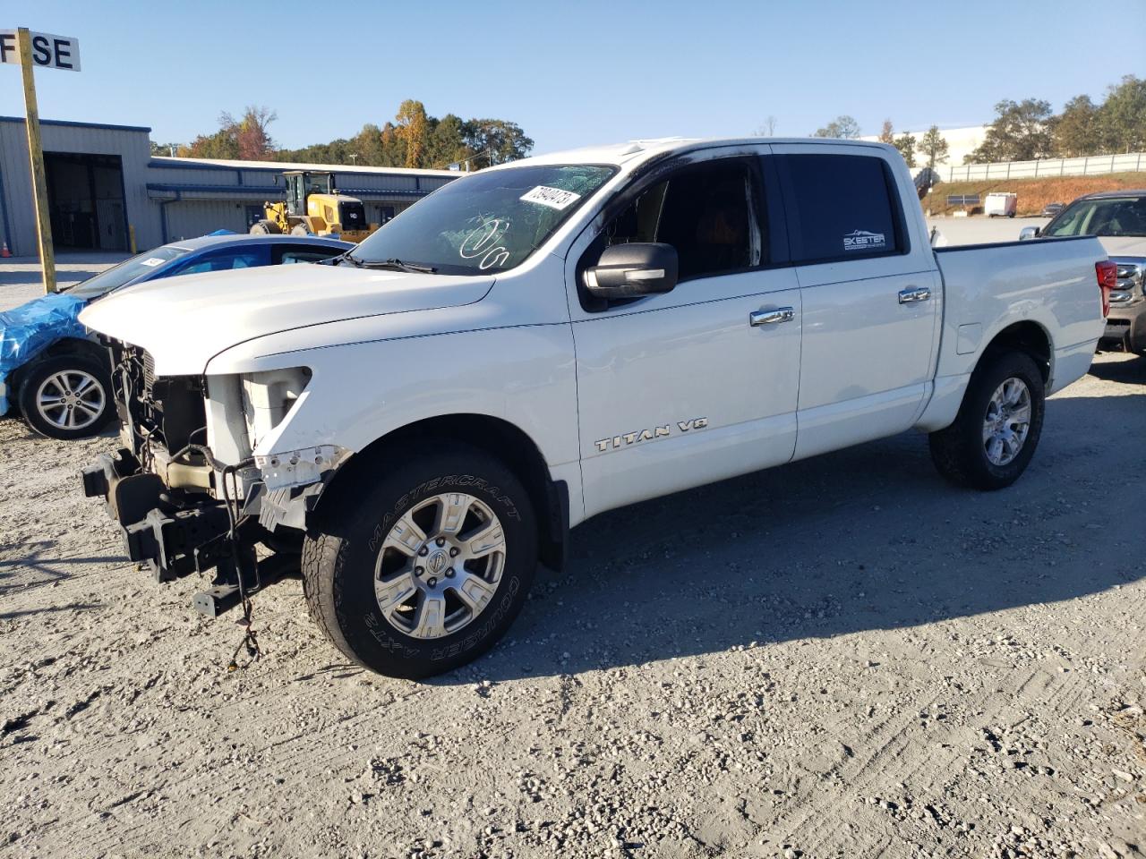 1N6AA1E61JN545811 NISSAN TITAN 2018