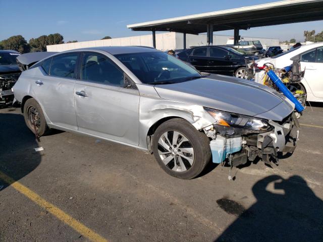 1N4BL4BV5NN391047 Nissan Altima S 4