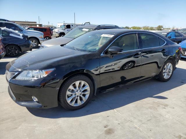 2015 Lexus ES 300h 