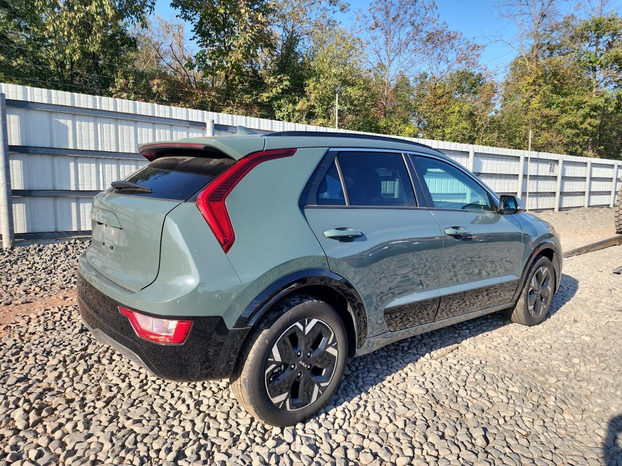 KNDCR3L18P5026464 Kia Niro Wind  3