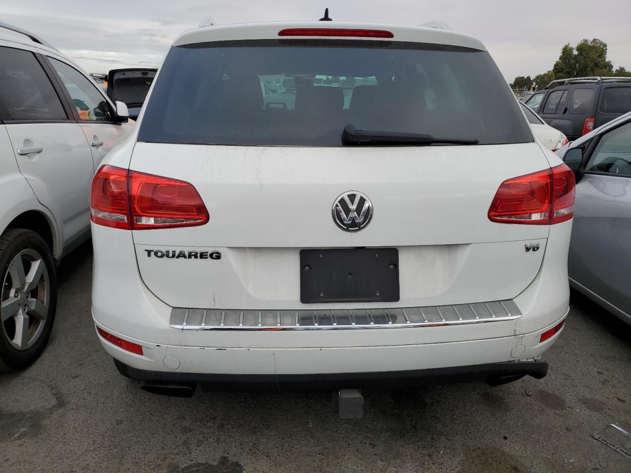 WVGEF9BP6ED006559 2014 Volkswagen Touareg V6