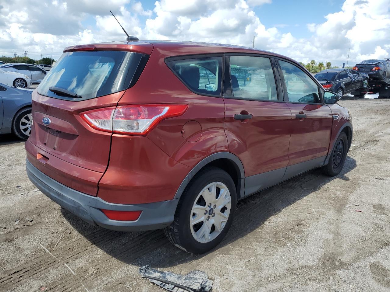 1FMCU0F75GUB20154 FORD ESCAPE 2016