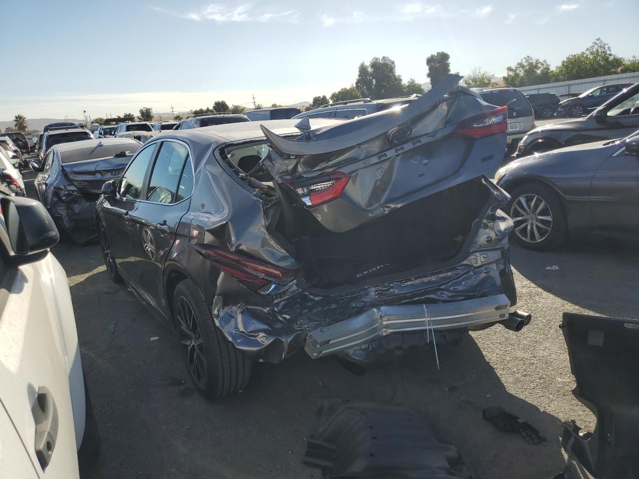 4T1G11AK5NU689028 TOYOTA CAMRY 2022