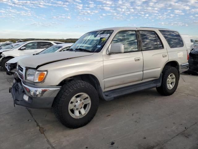 1999 Toyota 4Runner SR5