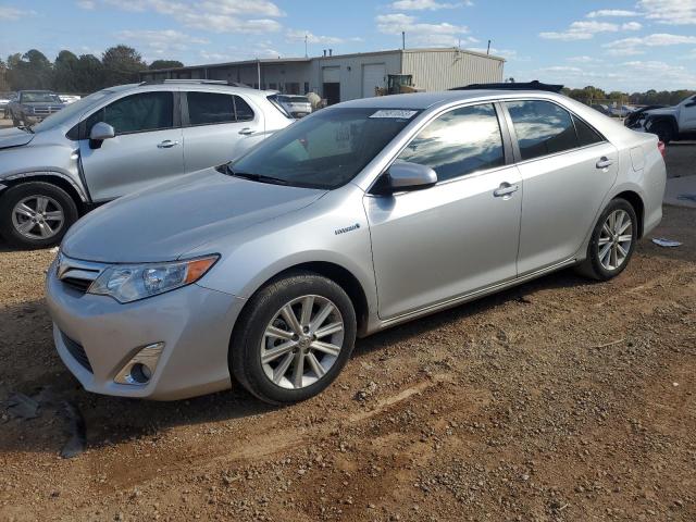 2013 Toyota Camry Hybrid 