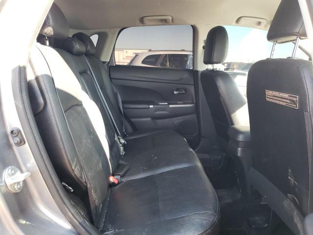 JA4AP4AW5JZ008953 Mitsubishi Outlander Sport Sel