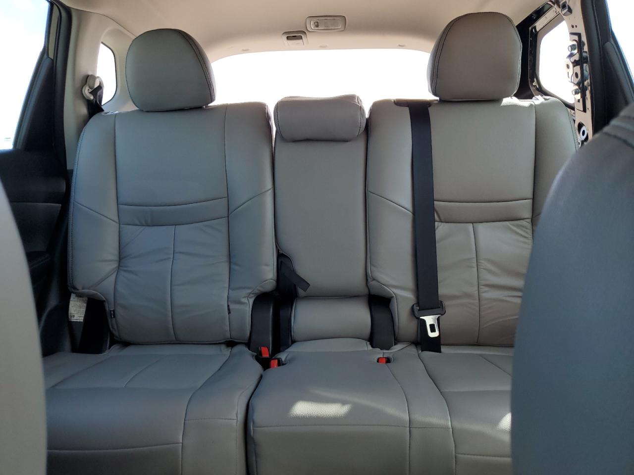 5N1AT2MT5JC725908 NISSAN ROGUE 2018