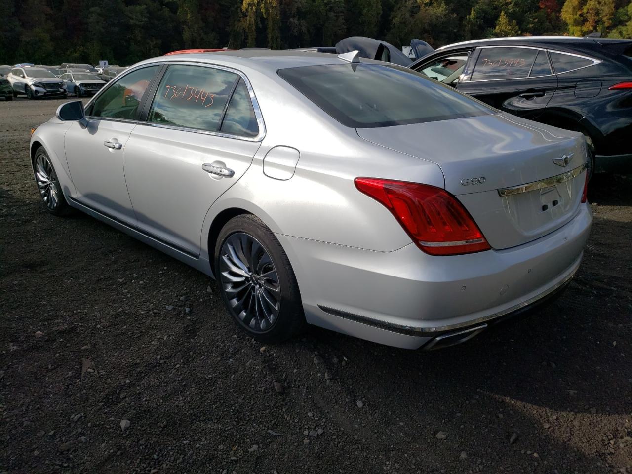 2018 Genesis G90 Premium vin: KMHG34JA3JU040227