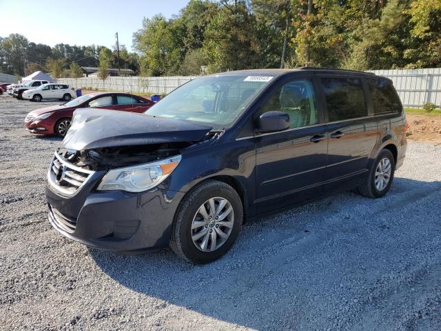 2014 Volkswagen Routan SE