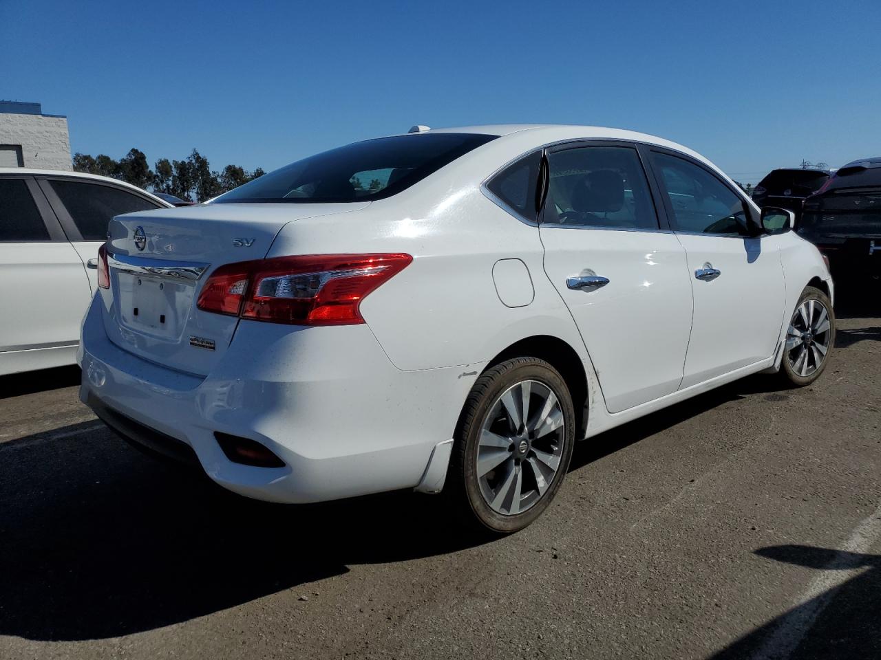3N1AB7AP5KY304617 NISSAN SENTRA 2019