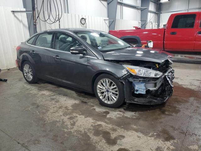 1FADP3J24GL232887 Ford Focus Titanium