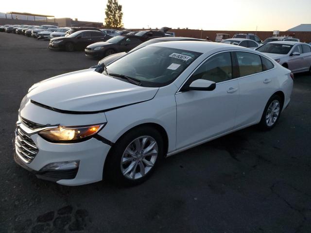 1G1ZD5ST2NF141861 Chevrolet Malibu LT