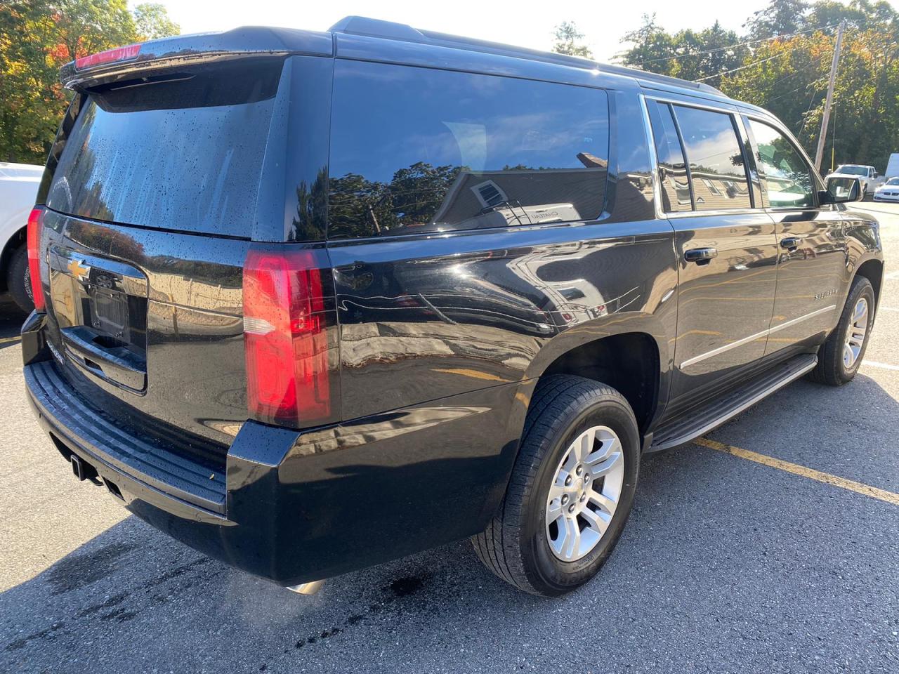 1GNSKGKC8HR111669 CHEVROLET SUBURBAN 2017