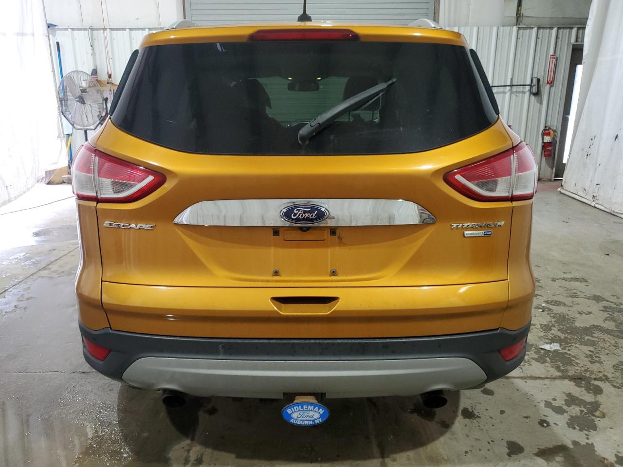 1FMCU9J93GUA89094 FORD ESCAPE 2016