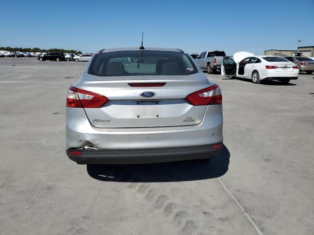 VIN 1FADP3F24EL161549 2014 Ford Focus, SE no.6