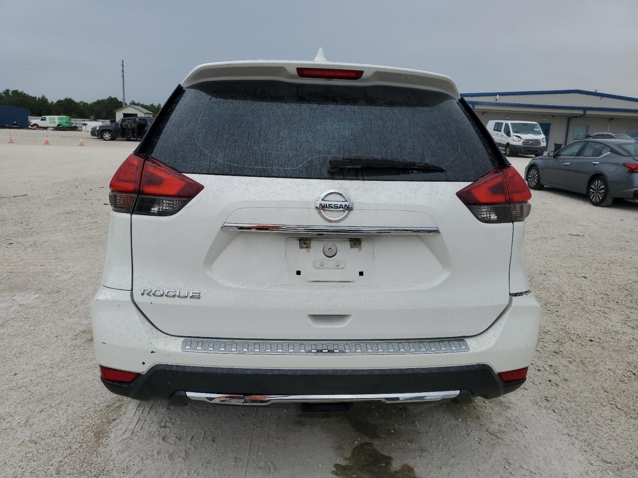 5N1AT2MT9HC797219 NISSAN ROGUE 2017