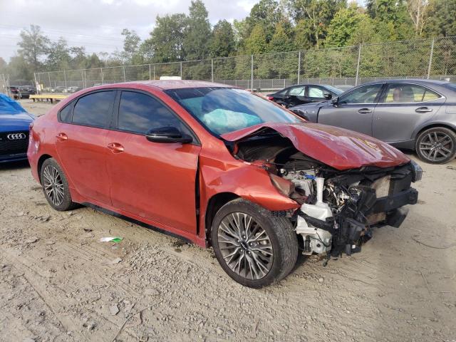 3KPF54AD4NE438572 KIA Forte Gt Line