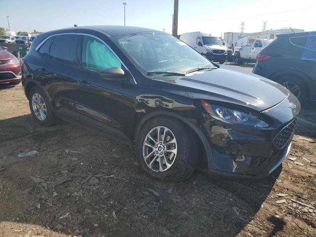 1FMCU9G69NUB87718 Ford ESCAPE SE