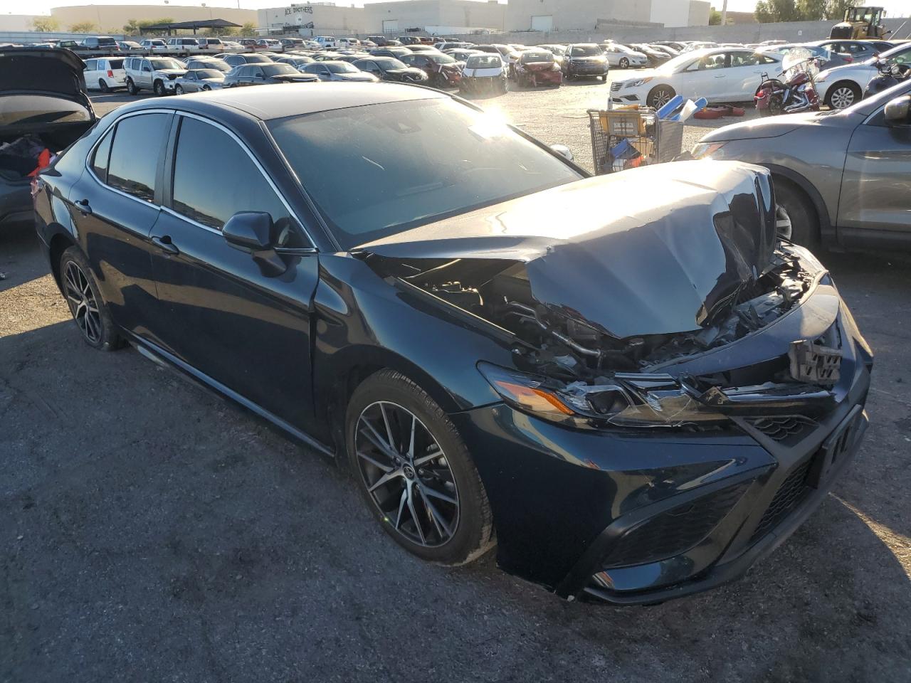 4T1G11AKXMU491351 Toyota Camry SE 4