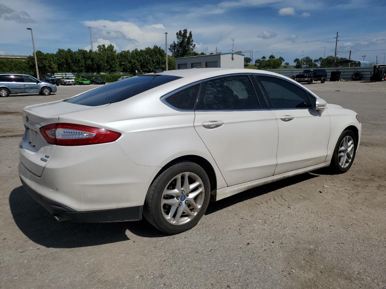 3FA6P0HRXDR146216 2013 Ford Fusion Se