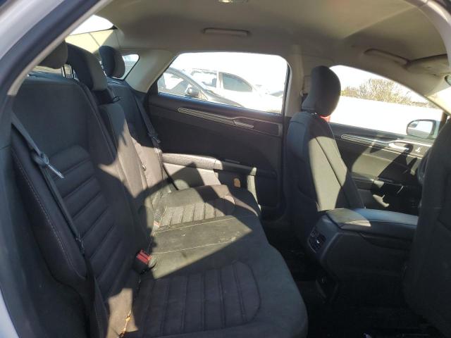 3FA6P0LU4HR380742 Ford Fusion Se Hybrid