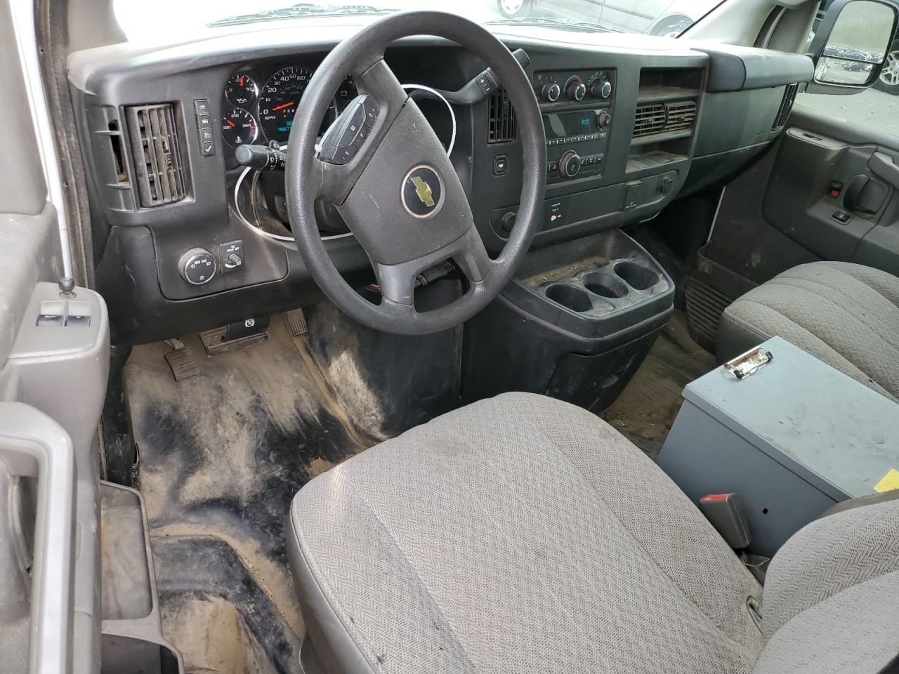 1GCWGAFFXH1348370 CHEVROLET EXPRESS 2017
