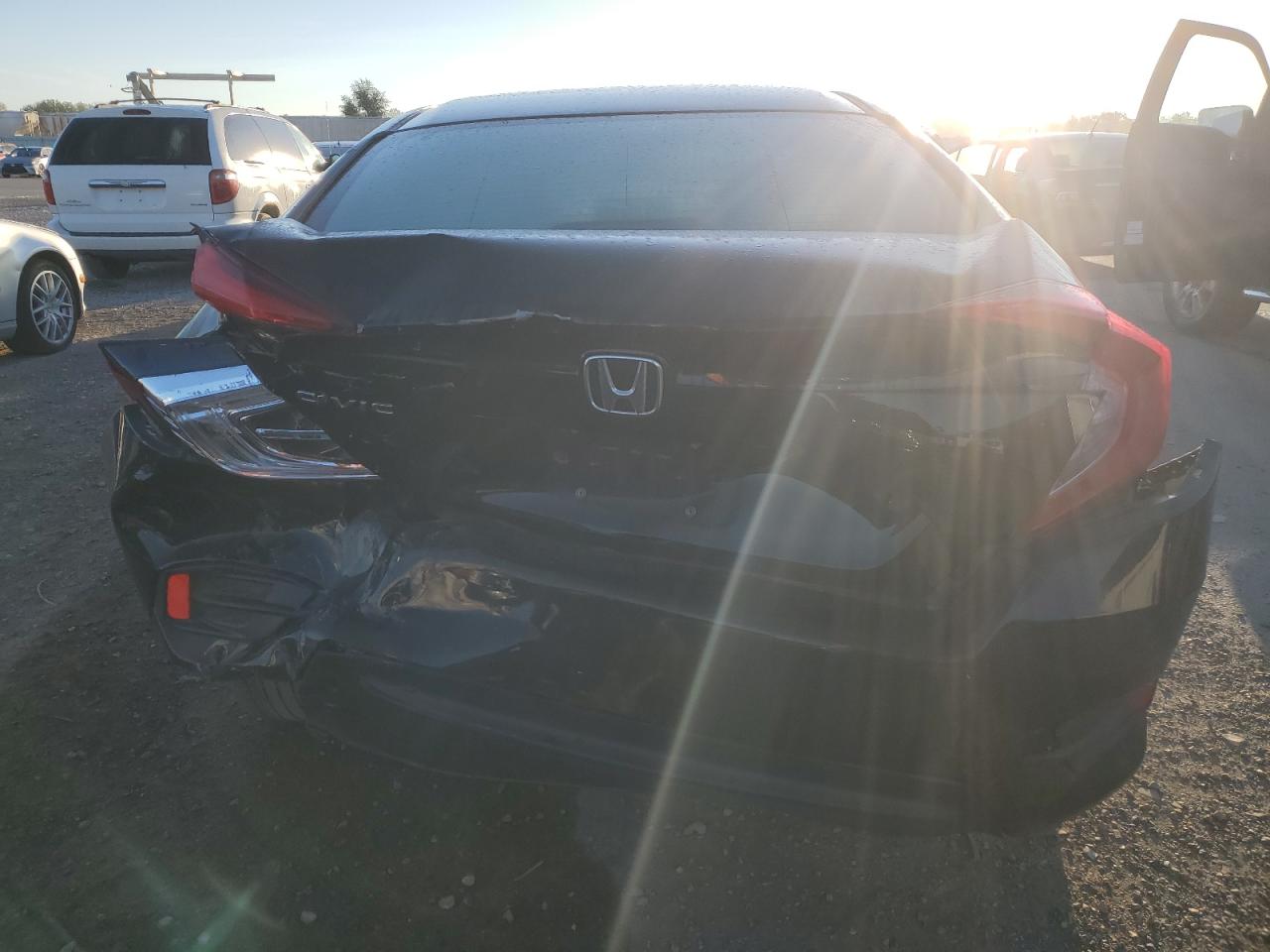19XFC2F5XGE201034 HONDA CIVIC 2016