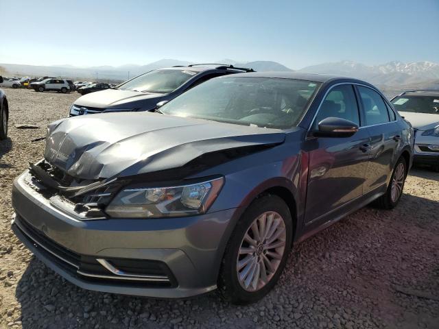 2016 Volkswagen Passat SE